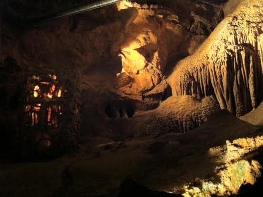 Local sites to be seen, Diamond Cavern