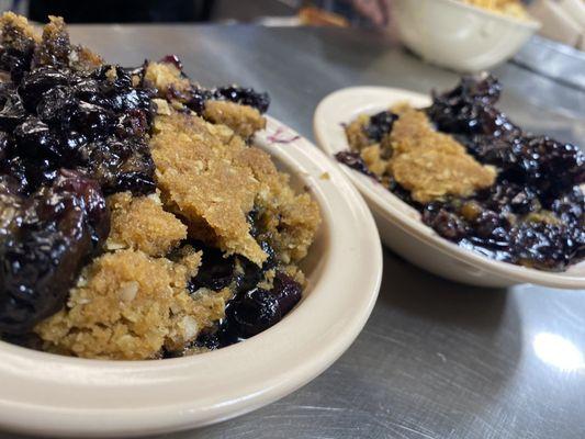 Blueberry Crisp