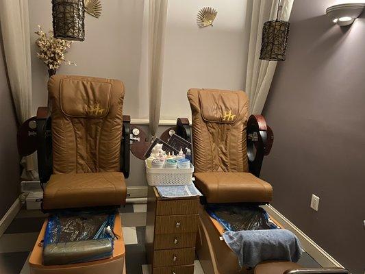 Private pedicure room #1