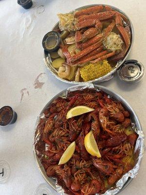 Crawfish, shrimp, and crab legs !