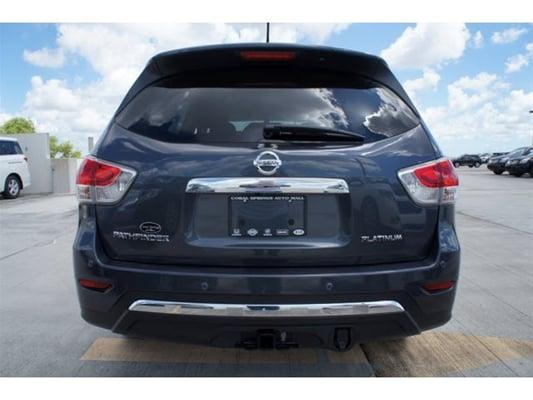 The back side of the 2014 Nissan Pathfinder