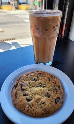 16oz iced mocha & it's Nat'l Choc Chip Cookie Day (8/4/24)