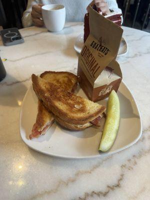 Gourmet Grilled Cheese with Bacon