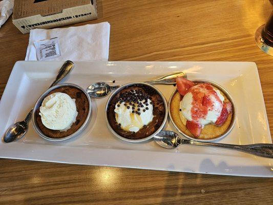 Pizookie Trio