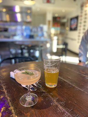 Grapefruit Gin Fizz and Maui Waui Beer