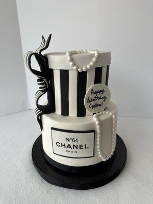 Chanel cake!