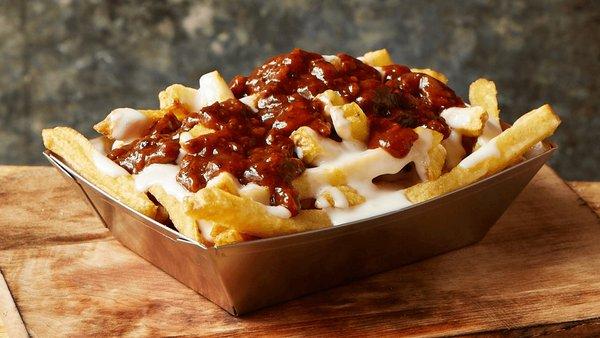 Chili cheese fries