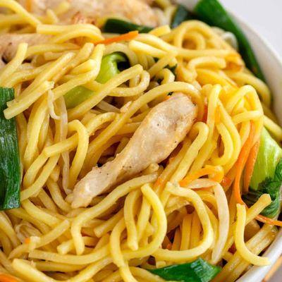 Chicken Lo Mein