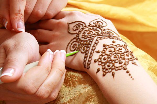 Ask about our high-quality henna service.