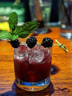 Blackberry bourbon smash