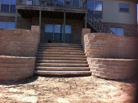 Tulsa Retaining Walls Installation | 918-402-9909 | http://www.edgingtonconstruction.com/services/retaining-walls