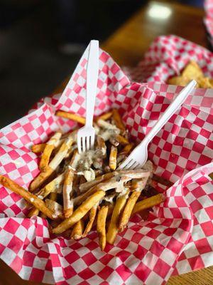 Green chili cheese fries are amazing!