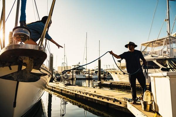 Setting Up The Docklines.