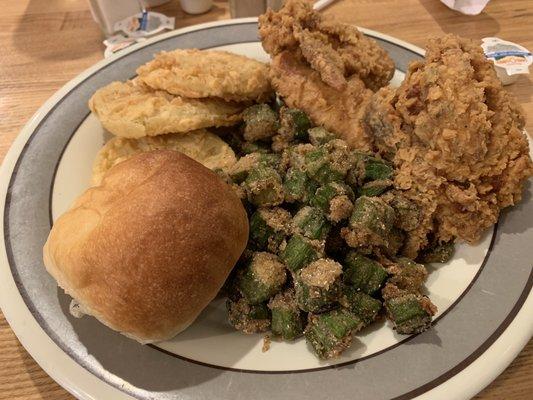 Fried chicken. Okay.  The rest amazing!