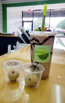 Snickerdoodle Large Smoothie -- yummm!! Two protein balls (you must try these)!!