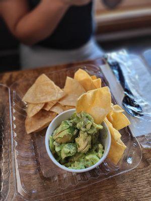 HH Guacamole and Chips