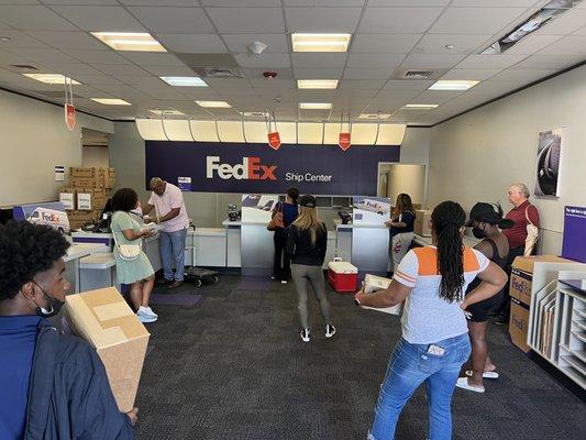 FedEx Ship Center