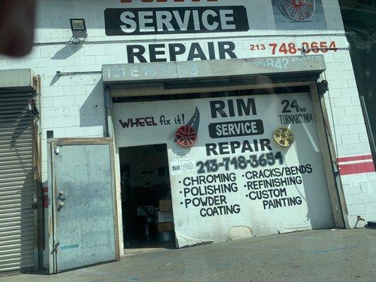 Rim service repair entrance