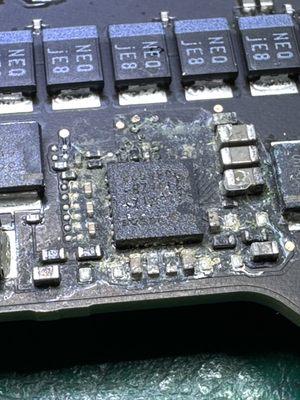 IC Chip gow water damage