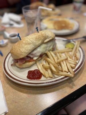 Lunch Grilled Italian Sub