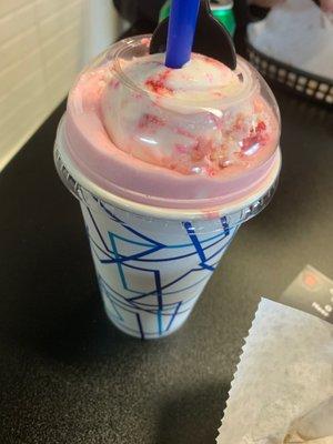 Strawberry shortcake milkshake