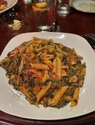 Chicken Penne Naxos with added Spinach