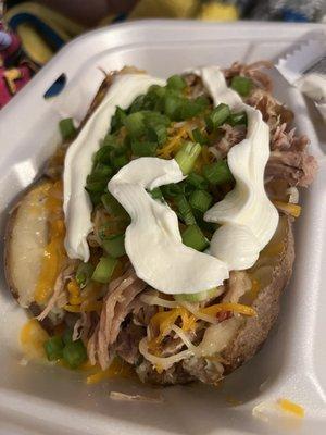 Shotgun Spud!! Disclaimer: we added the green onions.