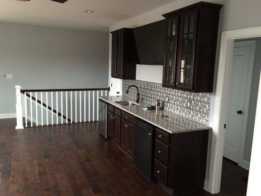 Wet bar 2nd floor of the garage