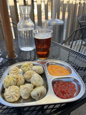 Veggie momos & Estes Park Himalayan Lager