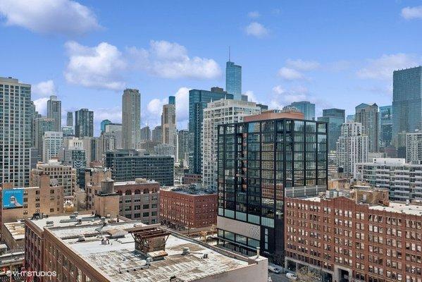 CL3 manages individually owned condos, townhomes, single family homes and investment properties in Chicago.