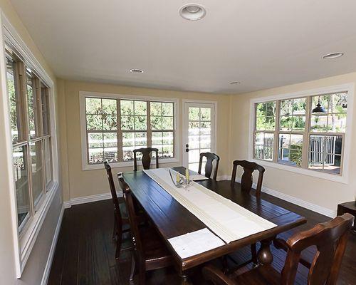 Window Replacement San Diego - Simonton Single-Hung windows with a Colonial grid pattern compliment this ranch-style home.