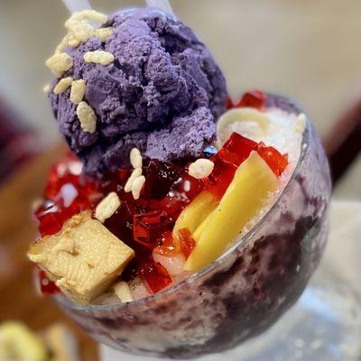 Halo-Halo Special