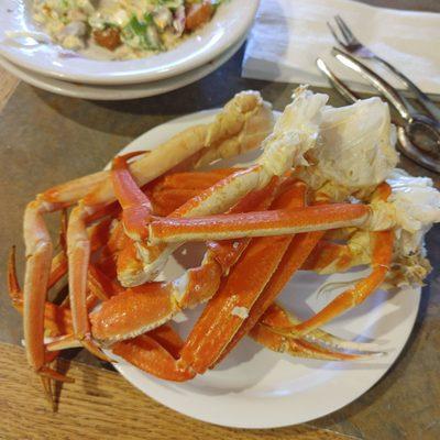 All you can eat crablegs!! Yummy!!! No wait, food was great!! Service was good too