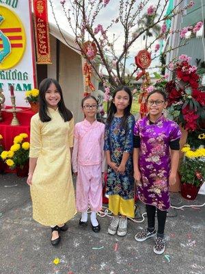 Celebrating Lunar New Year's and students for CSW. Students enjoyed traditional drummers, lion dance, Tet Mass, nachos & ice cream, & bingo.