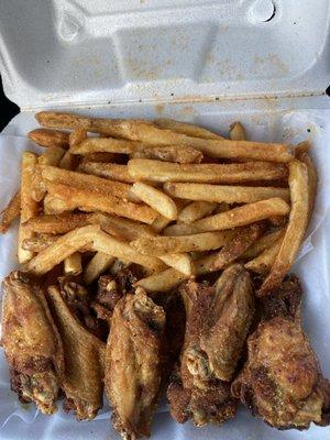 10 pc Lemon pepper dry rub & fries.  The wings are the perfect size and the flavor is awesome.