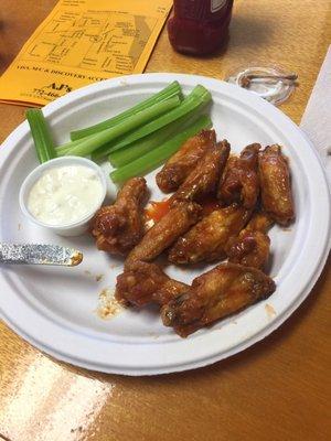 10 wings for $7... and they are the SMALLEST WINGS EVER.. you've gotta be kidding me