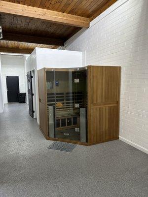 Sauna & recovery studio