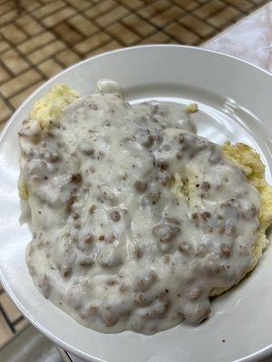 Biscuit and gravy