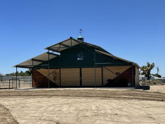 Front barn