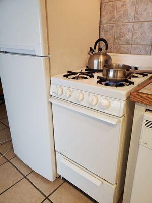 Stove and refrigerator