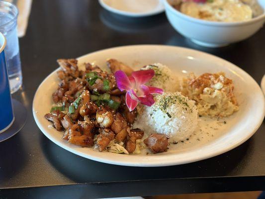 Chicken teriyaki mixed plate with 2 scoops of white rice and macaroni salad.