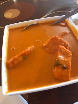 Watered down butter chicken.  like a soup, not authentic