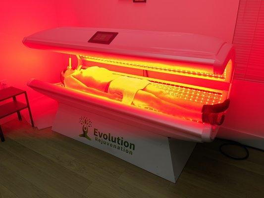 Red light therapy for fat melting and body contouring