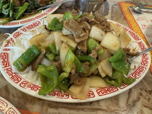 Beef chow fun with black bean sauce