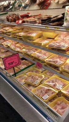 Large selection of fresh poultry