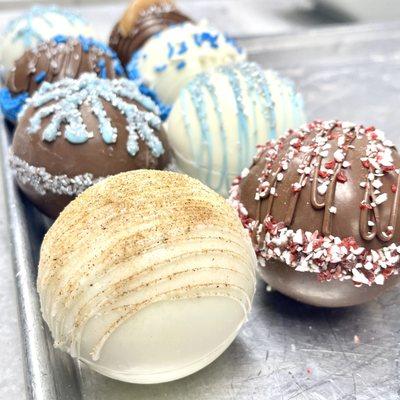 Hot Cocoa Bombs. Milk Chocolate, White Chocolate, Snickerdoodle, Peppermint