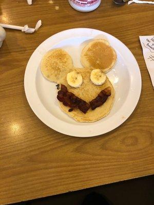 Mickey Mouse pancake