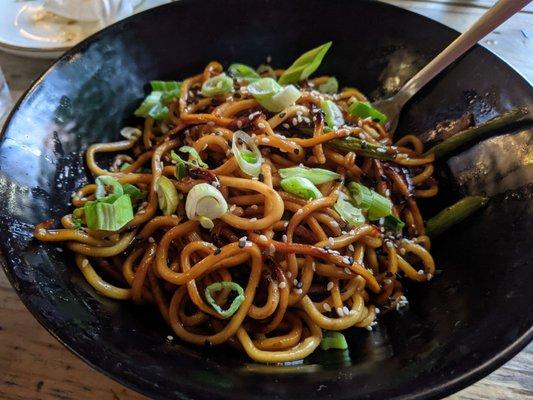 Yakisoba with added mushrooms