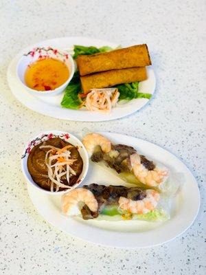 Spring Rolls (2 pcs)