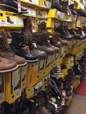 Thousands Carolina/Chippewa Boots